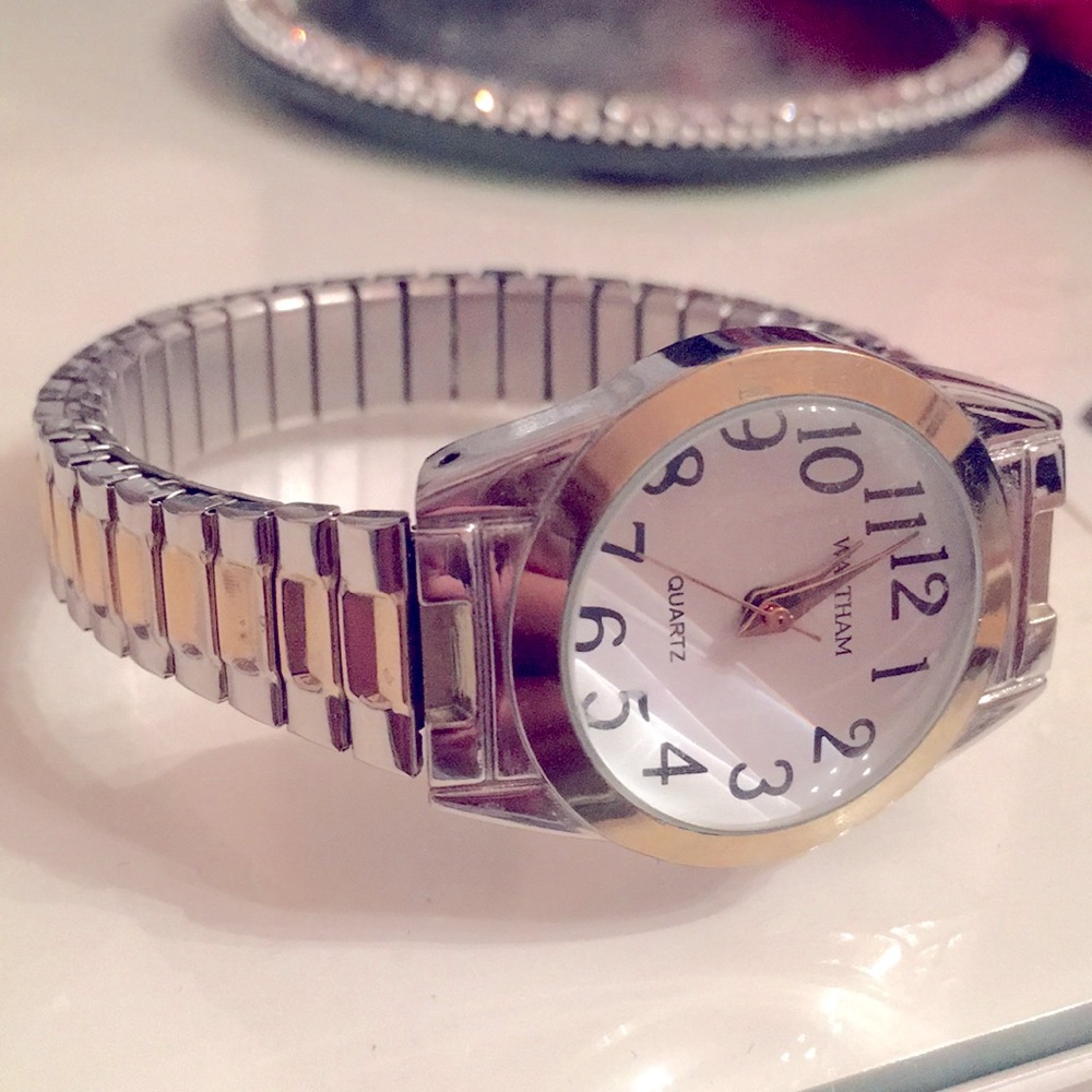 4/$25 Watch VINTAGE